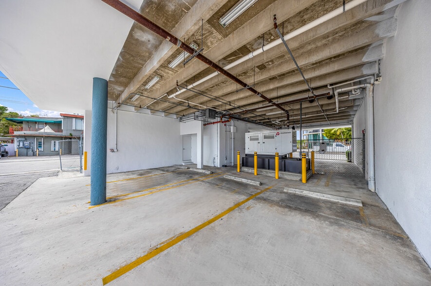 More Photos Of 1693 SW 27th Ave, Miami Office For Sale