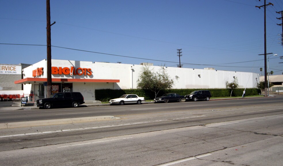 Primary Photo Of 5321 Vineland Ave, North Hollywood Freestanding For Lease