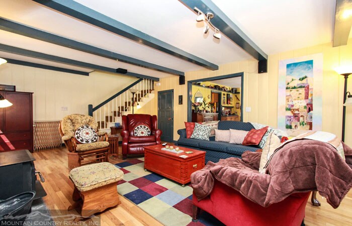 More Photos Of 2726 View Dr, Running Springs Hotel For Sale