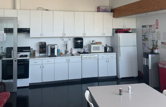 More Photos Of 4975 W Pico Blvd, Los Angeles Office For Lease