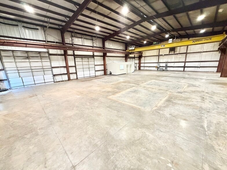 More Photos Of 1626 SE 40th St, Oklahoma City Service For Lease