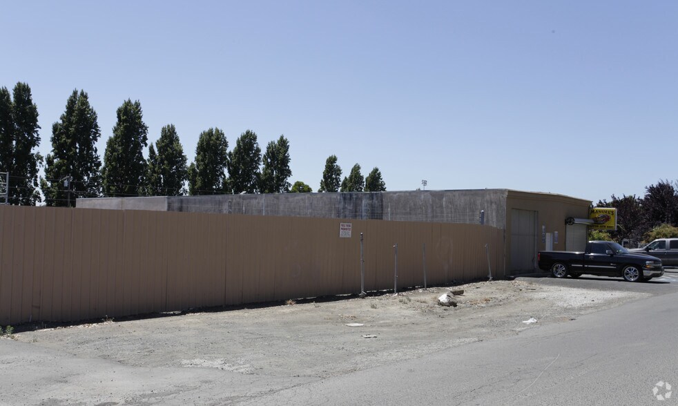 More Photos Of 21 Cypress Ave, Vallejo Service For Sale