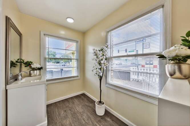 More Photos Of 1515 N Carson St, Carson City Hotel For Sale