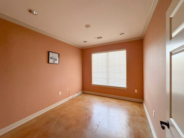 More Photos Of 7141-7151 Colleyville Blvd, Colleyville Medical For Lease