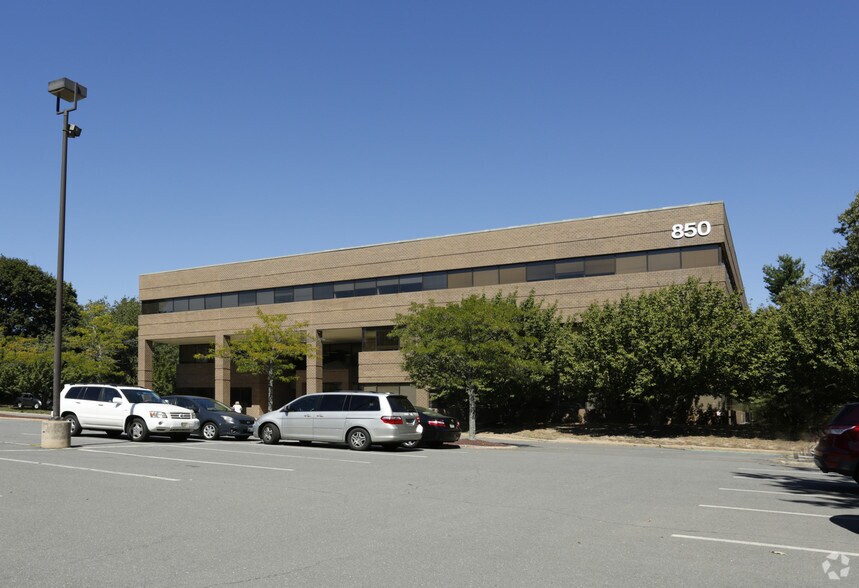 Primary Photo Of 850 Bear Tavern Rd, Ewing Office For Lease