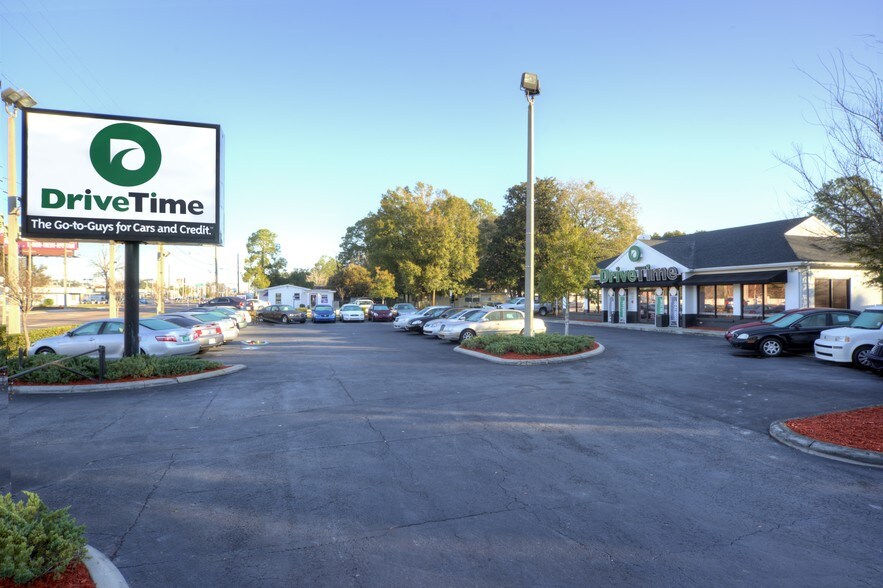 More Photos Of 1831 Cassat Ave, Jacksonville Auto Dealership For Sale