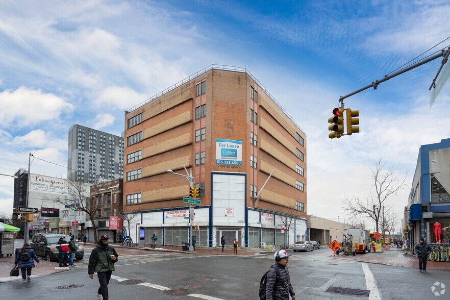 Primary Photo Of 166-02 Jamaica Ave, Jamaica Loft Creative Space For Lease