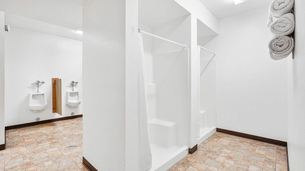 More Photos Of 500 N Front St, Townsend General Retail For Sale