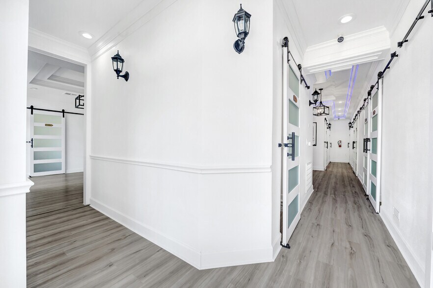 More Photos Of 440 Cobia Dr, Katy Office Residential For Sale