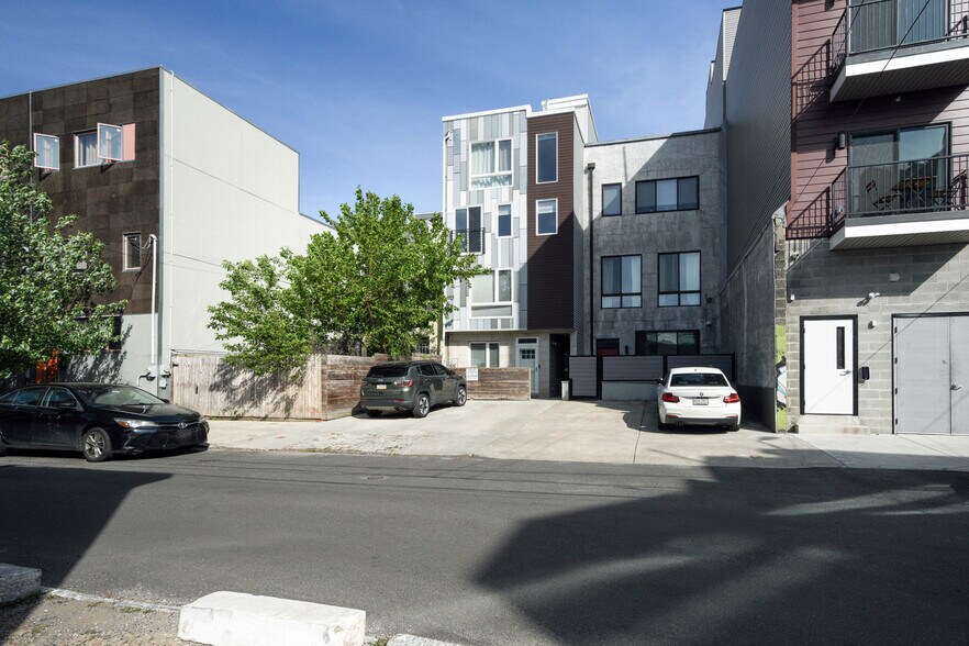More Photos Of 2028 Frankford Ave, Philadelphia General Retail For Sale