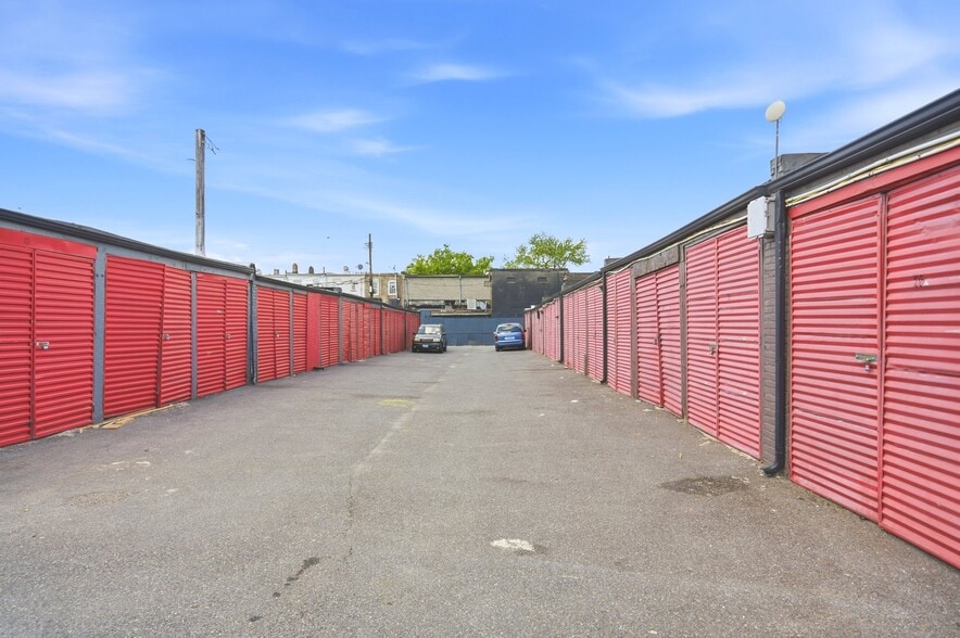 More Photos Of 3305 Esther Pl, Baltimore Self Storage For Sale