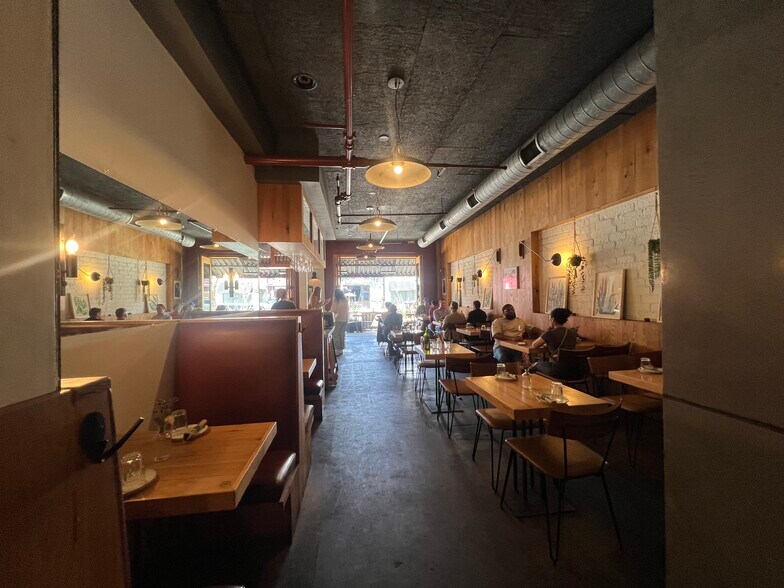 More Photos Of 1153-1163 N Highland Ave, Los Angeles Storefront Retail Office For Lease