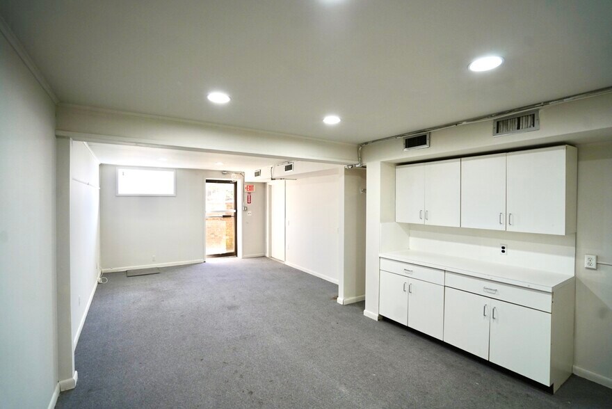 More Photos Of 29 Church St, Ramsey Office For Sale