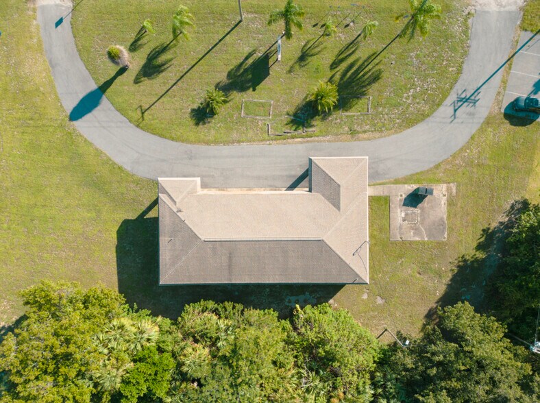 More Photos Of 4015 N Highway 1, Cocoa Office For Lease