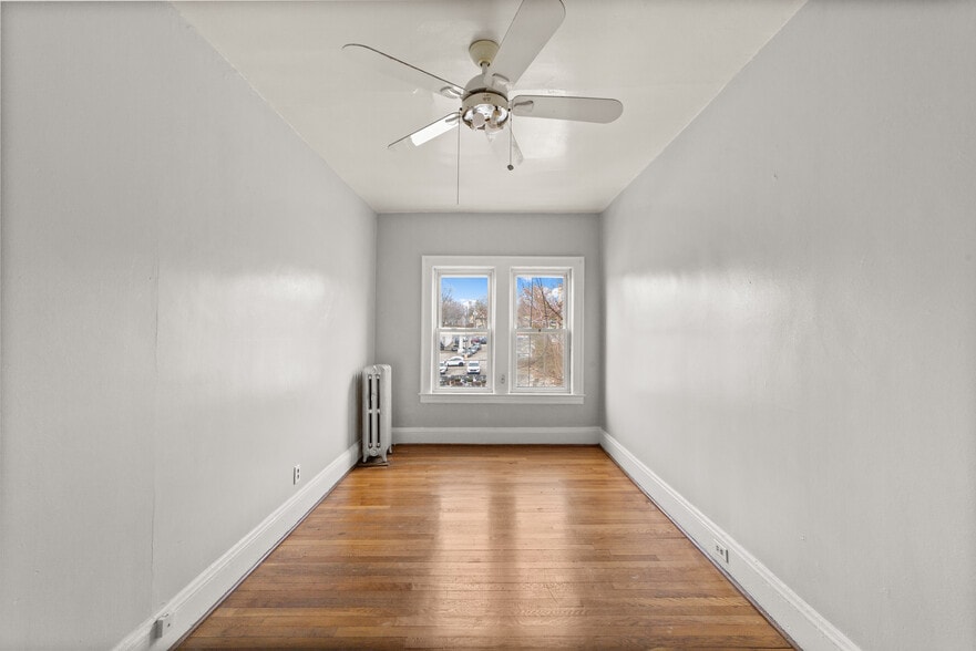 More Photos Of 1690 Eddington Rd, Cleveland Heights Apartments For Sale