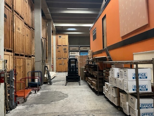 More Photos Of 7051 SW 21st Pl, Fort Lauderdale Warehouse For Sale