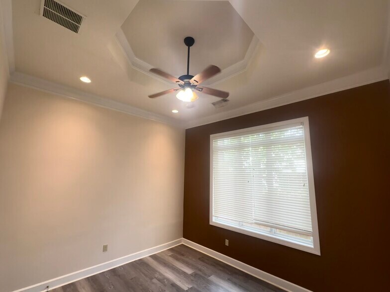 More Photos Of 3790 Holcomb Bridge Rd, Norcross Medical For Sale