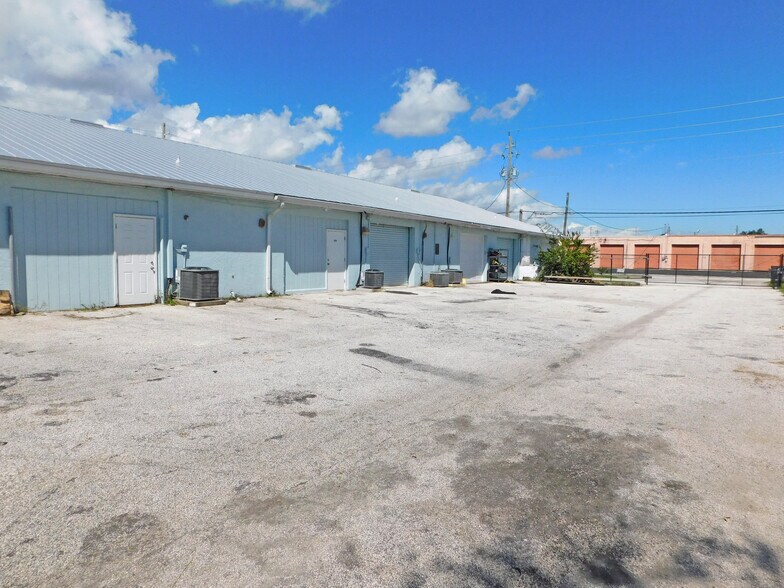 More Photos Of 280-294 Clearlake Rd, Cocoa Storefront Retail Office For Sale