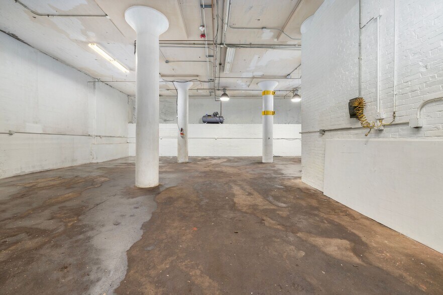 More Photos Of 92 Pleasant St, Pawtucket Warehouse For Sale