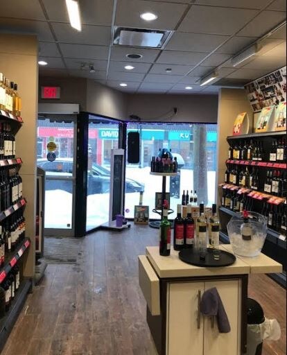 More Photos Of 797-801 Bank St, Ottawa Storefront For Sale