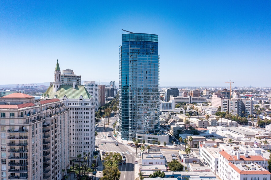 More Photos Of 777 E Ocean Blvd, Long Beach Apartments For Lease