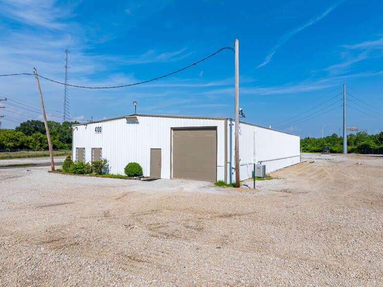 More Photos Of 4100 Truro Station Service Rd, Columbus Manufacturing For Sale