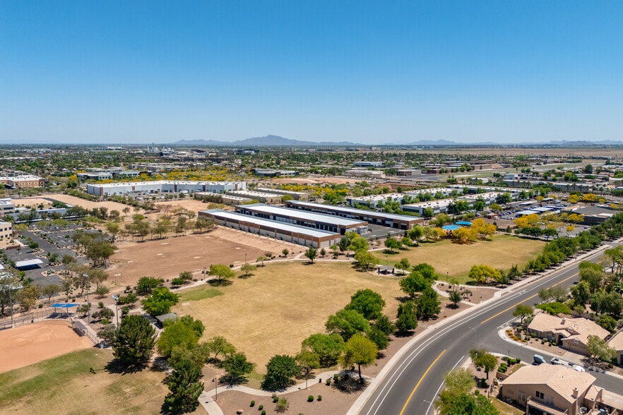 More Photos Of 390 Enterprise Pl, Chandler Self Storage For Sale