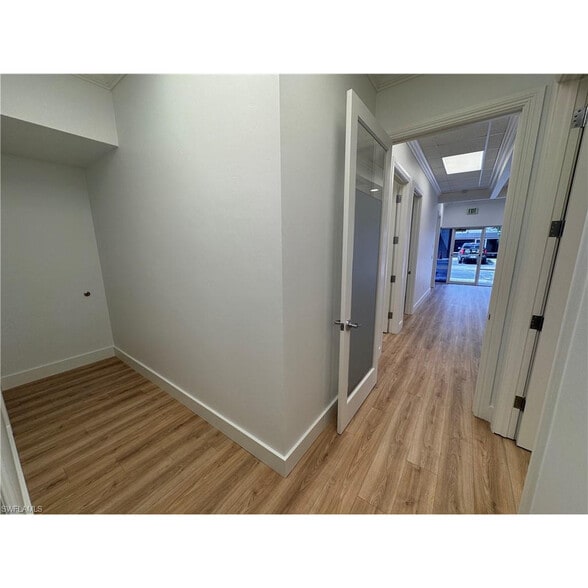 More Photos Of 5401 Taylor Rd, Naples Office For Lease