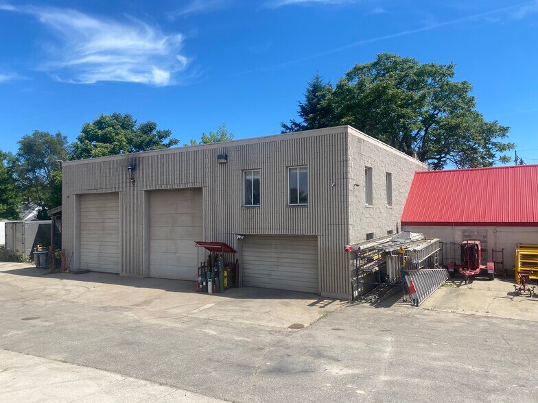 More Photos Of 49260 Van Dyke Ave, Shelby Township Warehouse For Sale