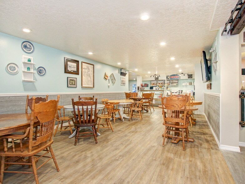 More Photos Of 3220 S Fiske Blvd, Rockledge Hotel For Sale