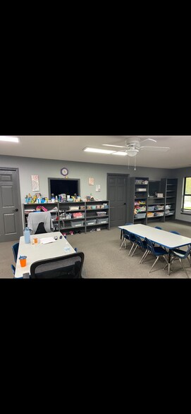 More Photos Of 108 N Ranson Rd, Greenwood Specialty For Sale