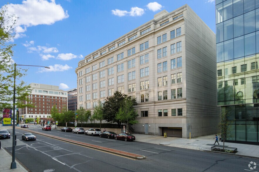 More Photos Of 1 Massachusetts Ave NW, Washington Office For Lease