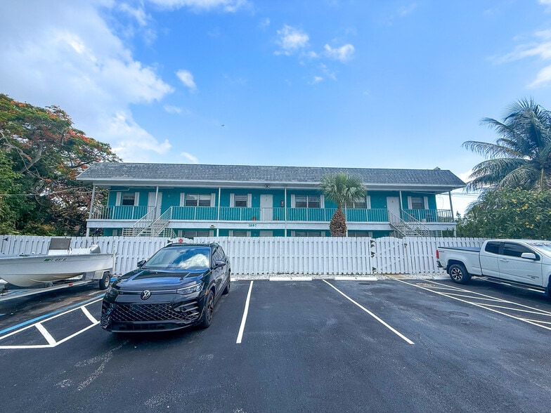 More Photos Of 1887 Juno Rd, North Palm Beach Apartments For Sale