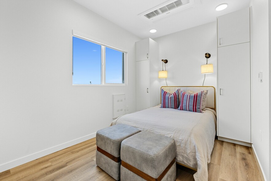 More Photos Of 3943 Oregon St, San Diego Apartments For Sale