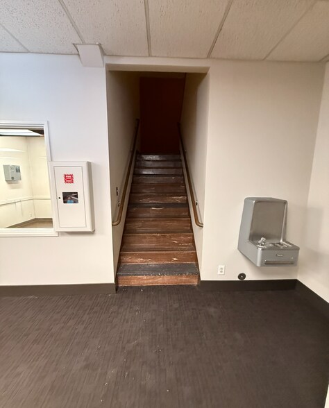 More Photos Of 2933 The Villages Pky, San Jose Bank For Lease