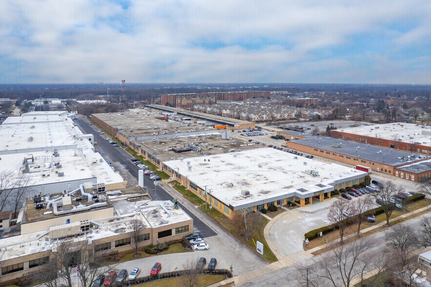 More Photos Of 8220-8290 Austin Ave, Morton Grove Warehouse For Lease