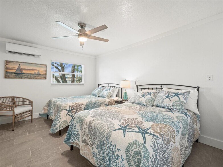 More Photos Of 4291 Shoal Line Blvd, Spring Hill Hotel For Sale