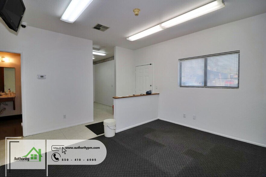 More Photos Of 1849 Keystone Ct, Redding Specialty For Lease