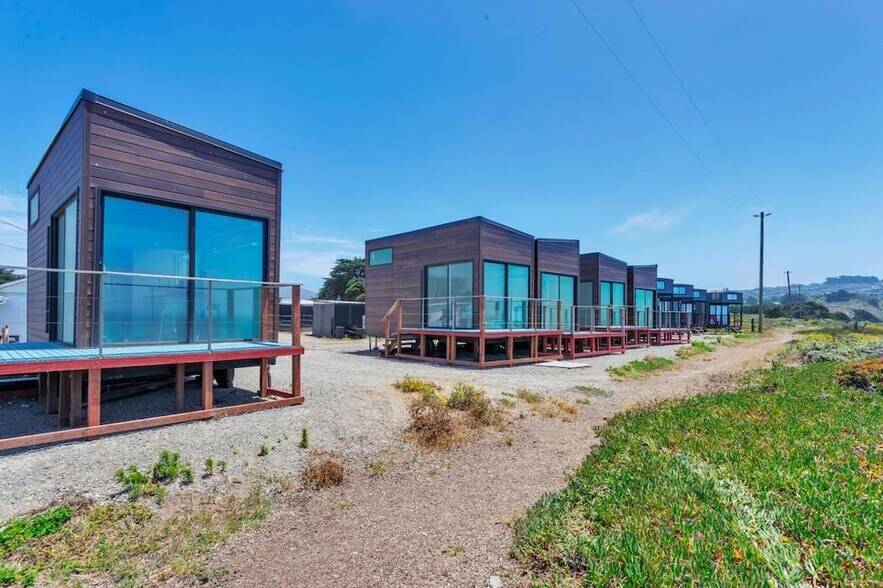 More Photos Of 2152 Olympic Way, Daly City Horse Stables For Sale