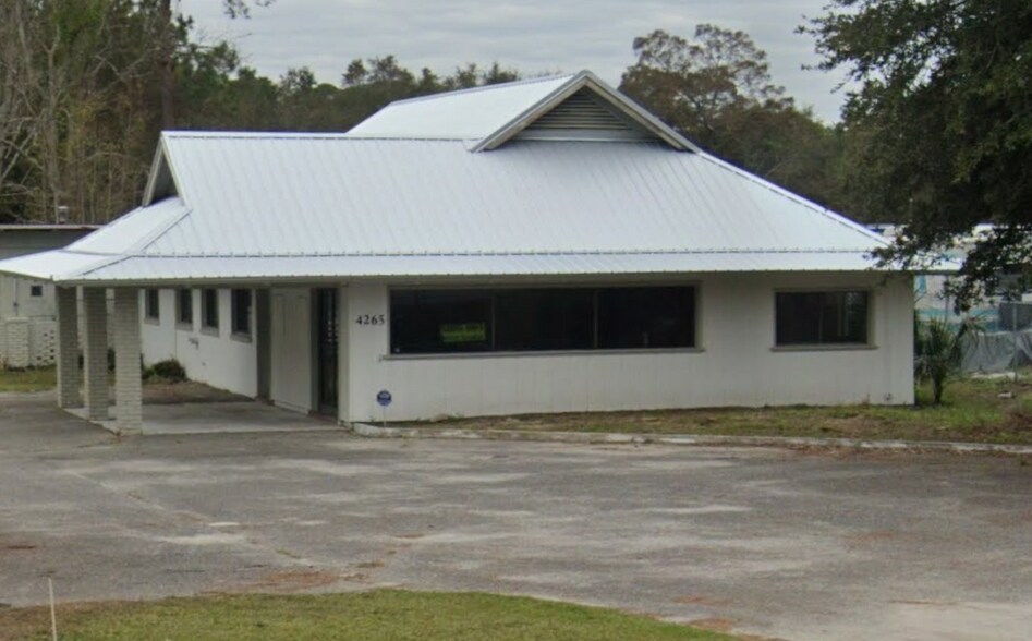Primary Photo Of 4265 US Highway 17 N, Brunswick Medical For Sale