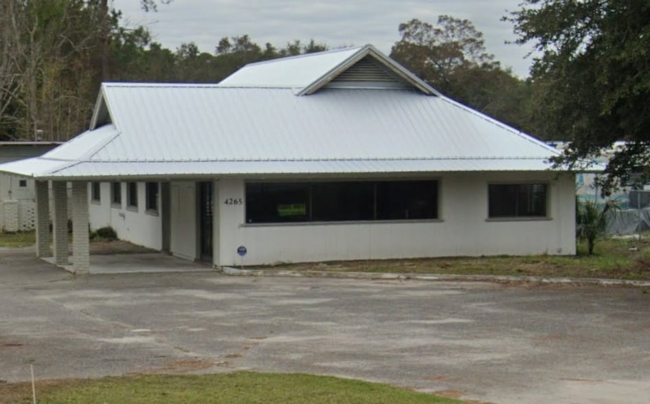 Primary Photo Of 4265 US Highway 17 N, Brunswick Medical For Sale