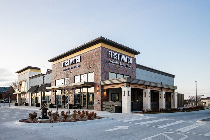 Primary Photo Of E 81st St, Tulsa Unknown For Lease