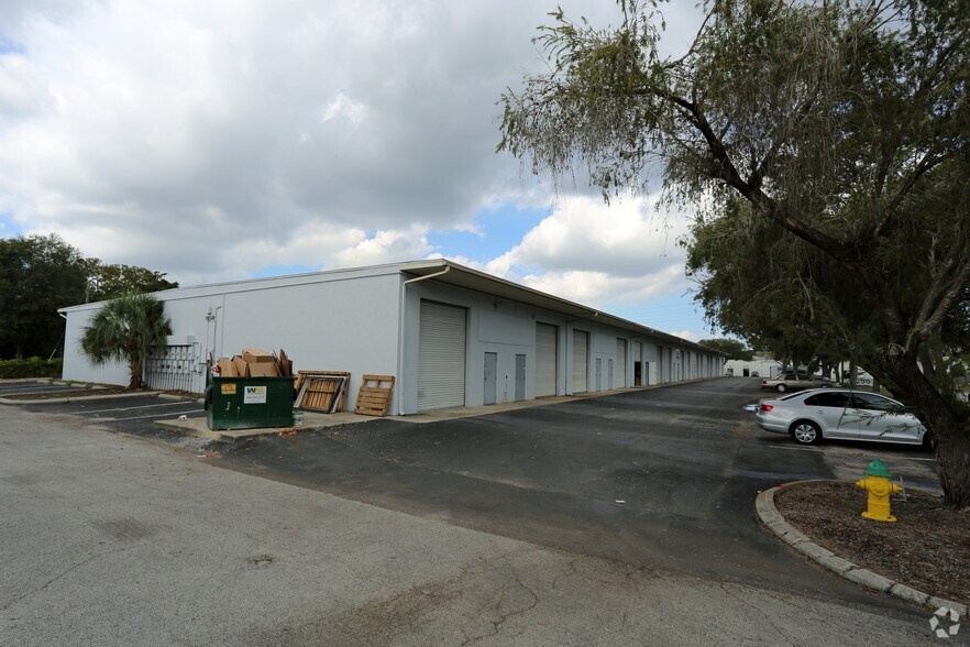More Photos Of 6250 42nd St N, Pinellas Park Warehouse For Lease
