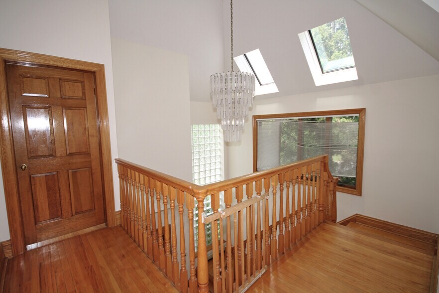 More Photos Of 161 Boardwalk Ave, Staten Island Multifamily For Sale