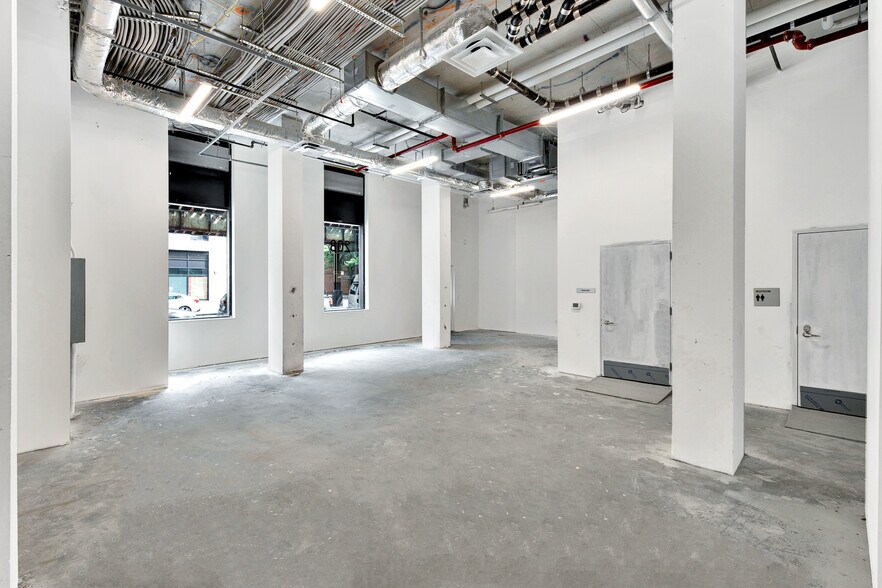 More Photos Of 208 Livonia Ave, Brooklyn Apartments For Lease
