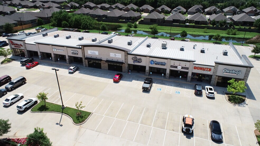 More Photos Of 1020 NW 192nd St, Edmond Unknown For Lease