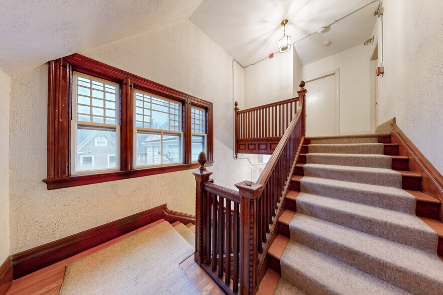 More Photos Of 314 Angell St, Providence Apartments For Sale