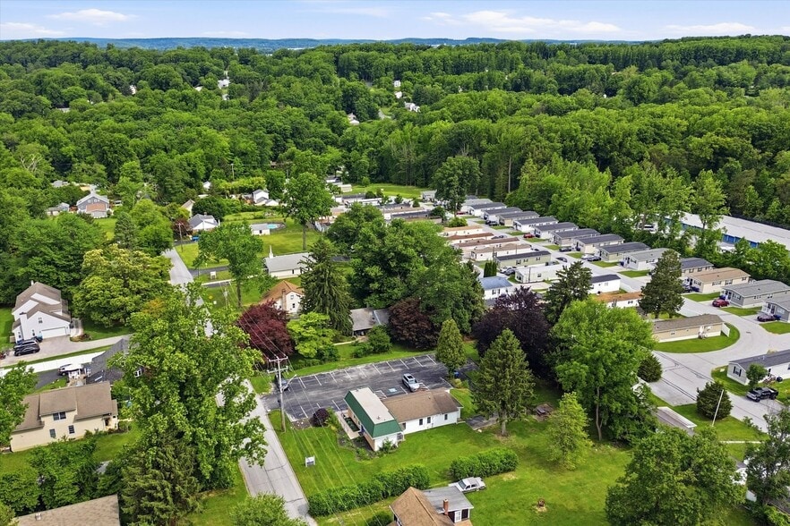 More Photos Of 103 Garris Rd, Downingtown Medical For Sale