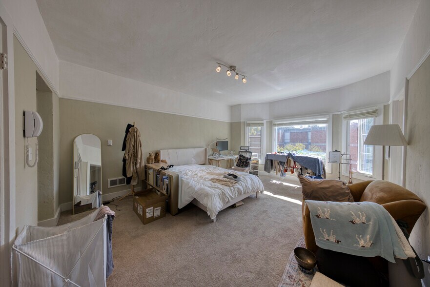 More Photos Of 2451 Le Conte Ave, Berkeley Apartments For Sale