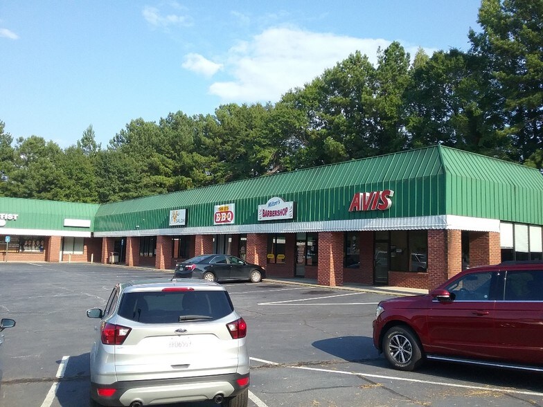 More Photos Of 105 N 85 Pky N, Fayetteville Storefront Retail Office For Lease